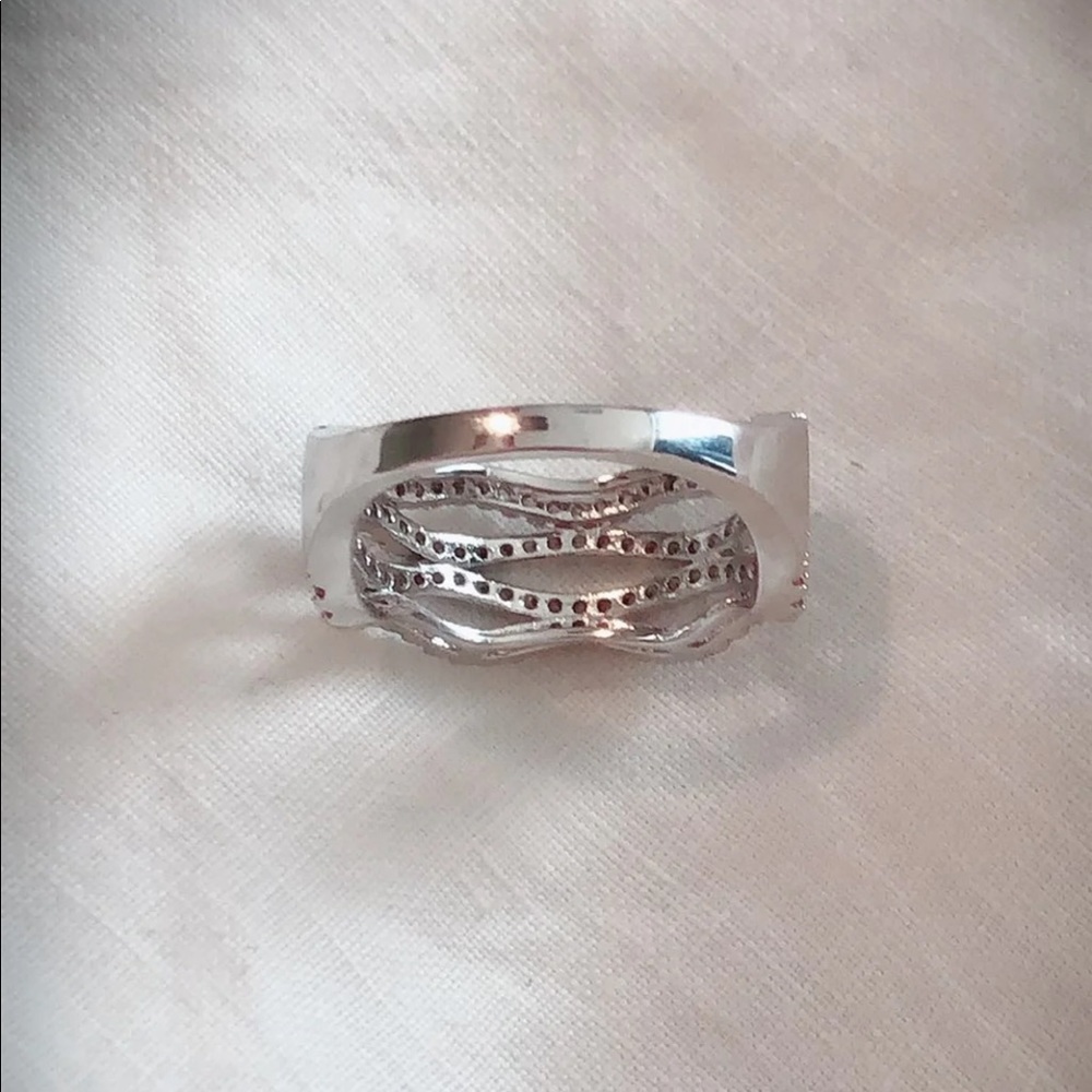 5/$75 Silver Fashion Ring - Picture 4 of 5
